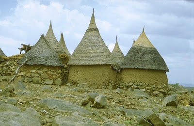 Unusual House Construction Of Afrikan Tribals