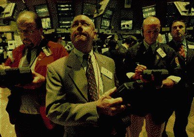 [081115-traders.jpg]