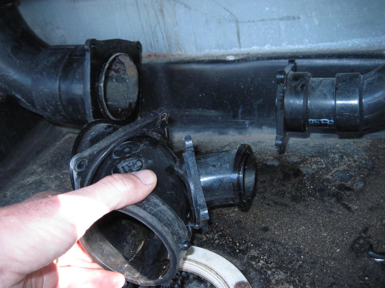 Travel with Kevin and Ruth: RV sewer dump valve replacement