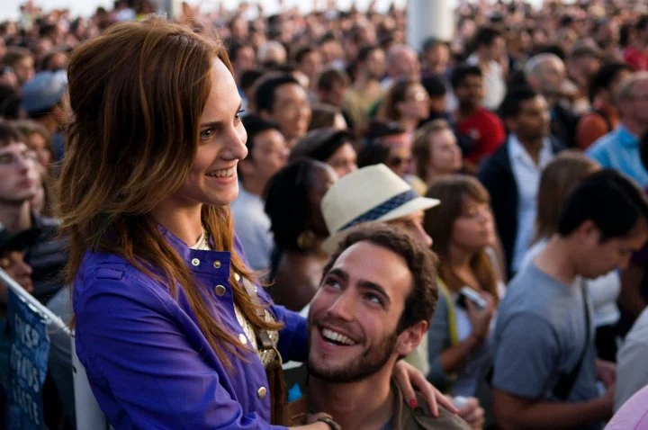 Vibrant Maggie Gyllenhaal's The Bride! Falls Apart | Review By Boris Jancic In Screens Wallpaper Nature Vibrant Maggie Gyllenhaal's The Bride! Falls Apart | Review By Boris Jancic In Screens Wallpaper Nature