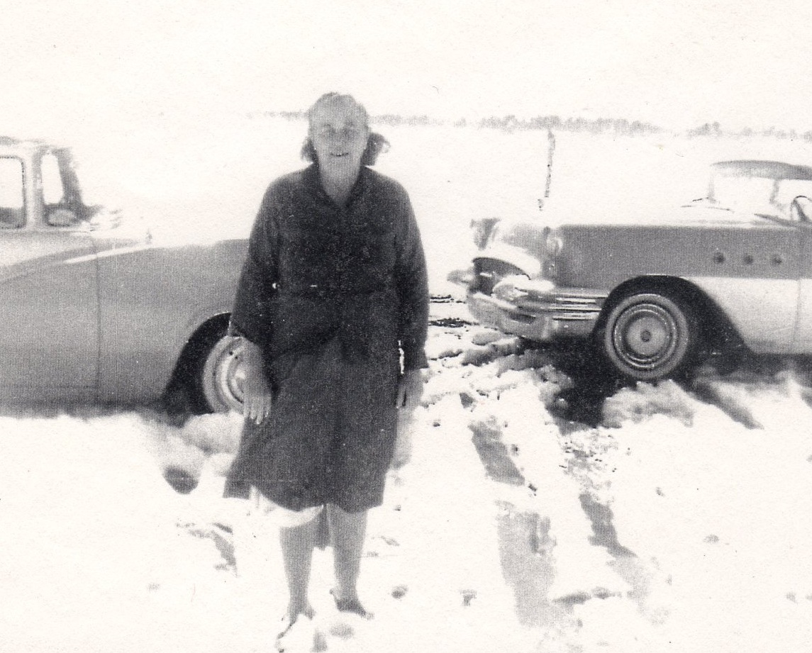 EastTexasGenerations Van Daniel Marshall and Bessie Gray (67 and 68)