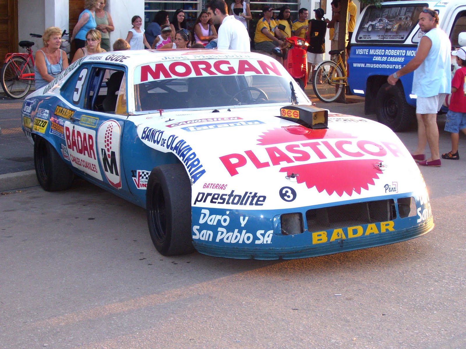 Marcelo Mármol De Moura ROBERTO MOURAS, el príncipe murió en la ruta