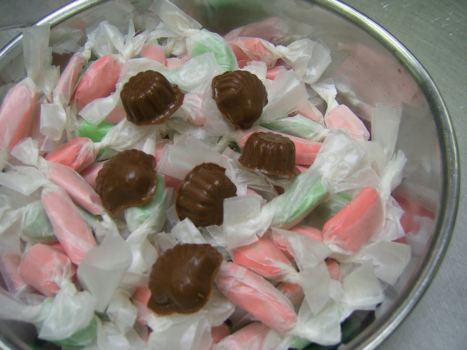 Modern Christian Homestead A Good OldFashioned Taffy Pull!