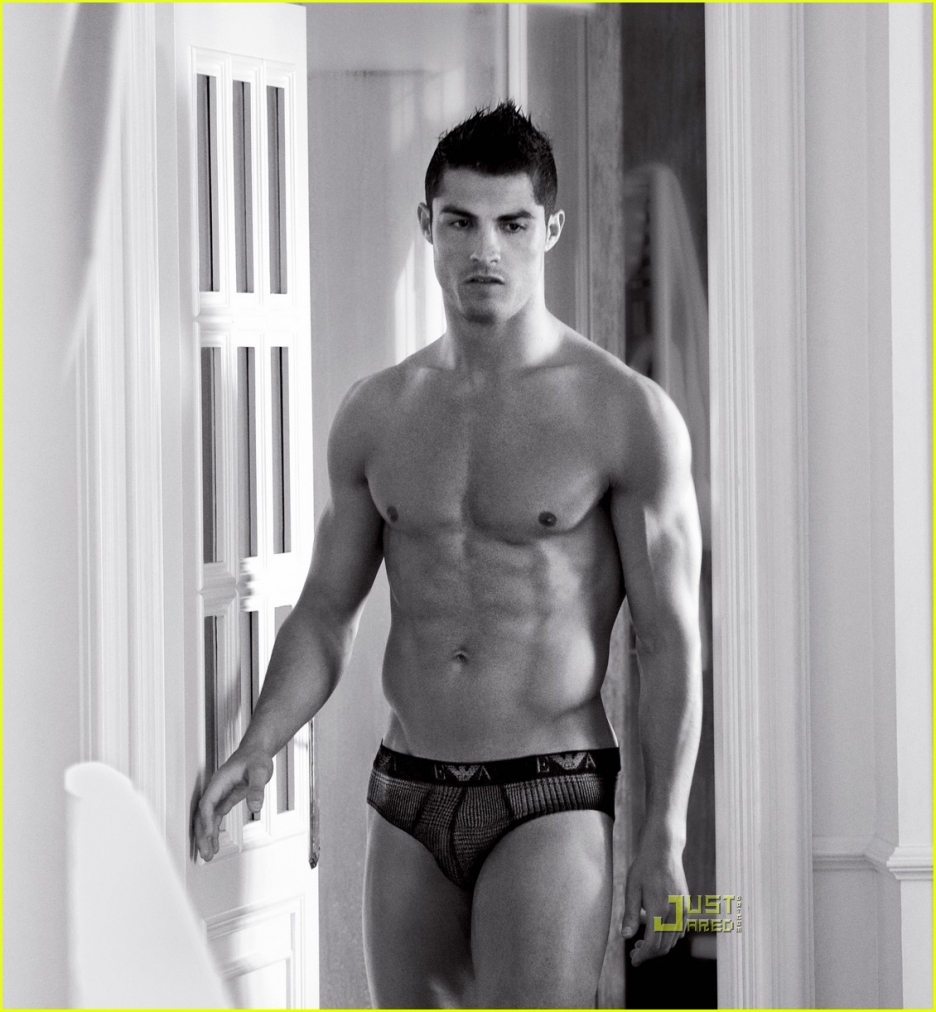Cristiano Ronaldo Full Nude 4