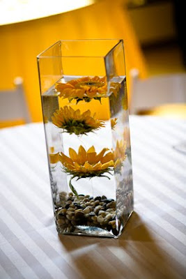 belle Fiori created Black-Eyed Susan centerpiece for Saz's Spring Wedding Showcase