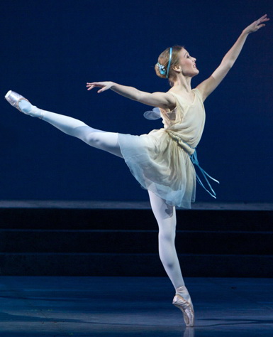 [ballet+ballerine+calves+legs+hot.jpg]