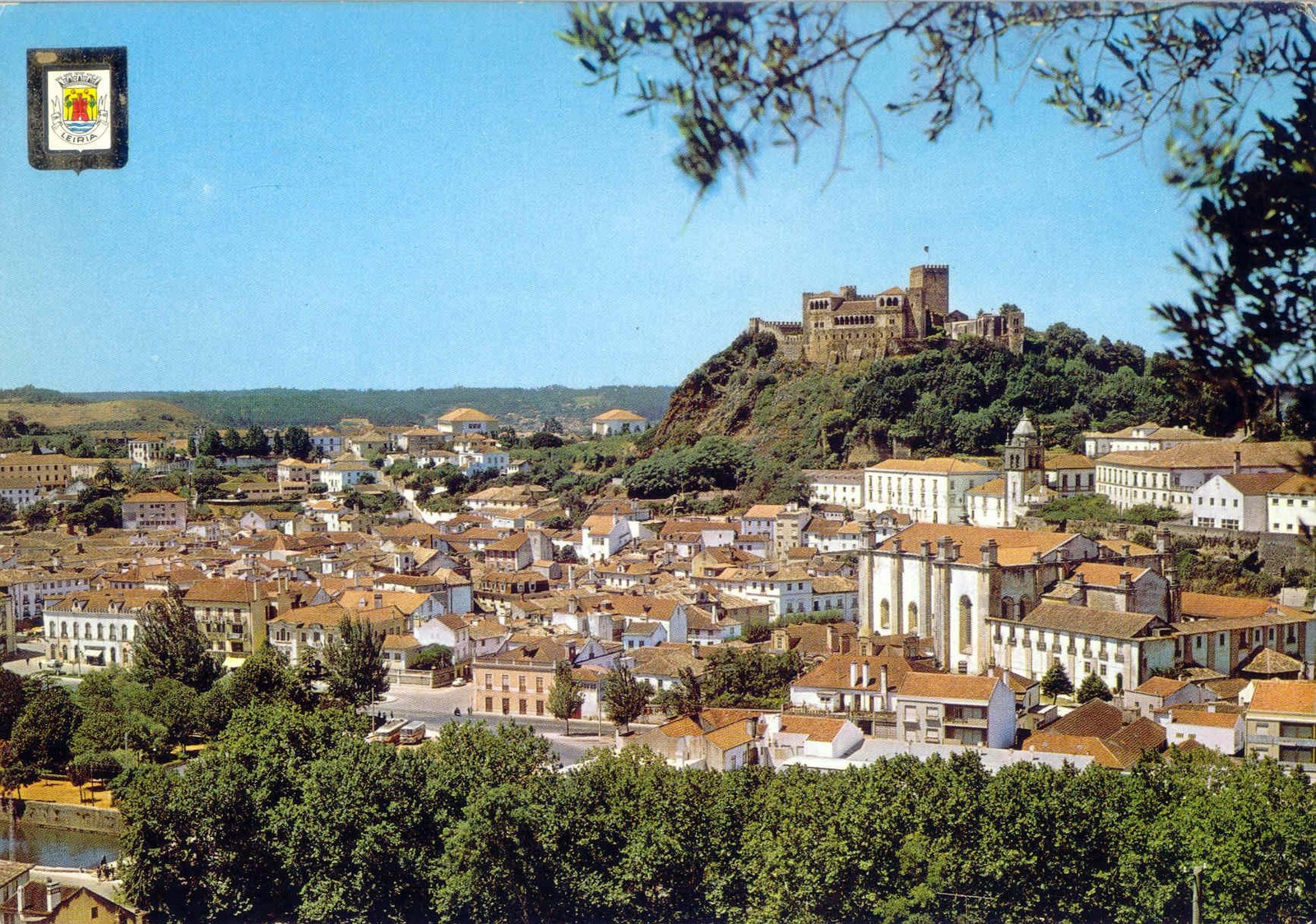 [Leiria+-+Vista+Parcial+(p).jpg]