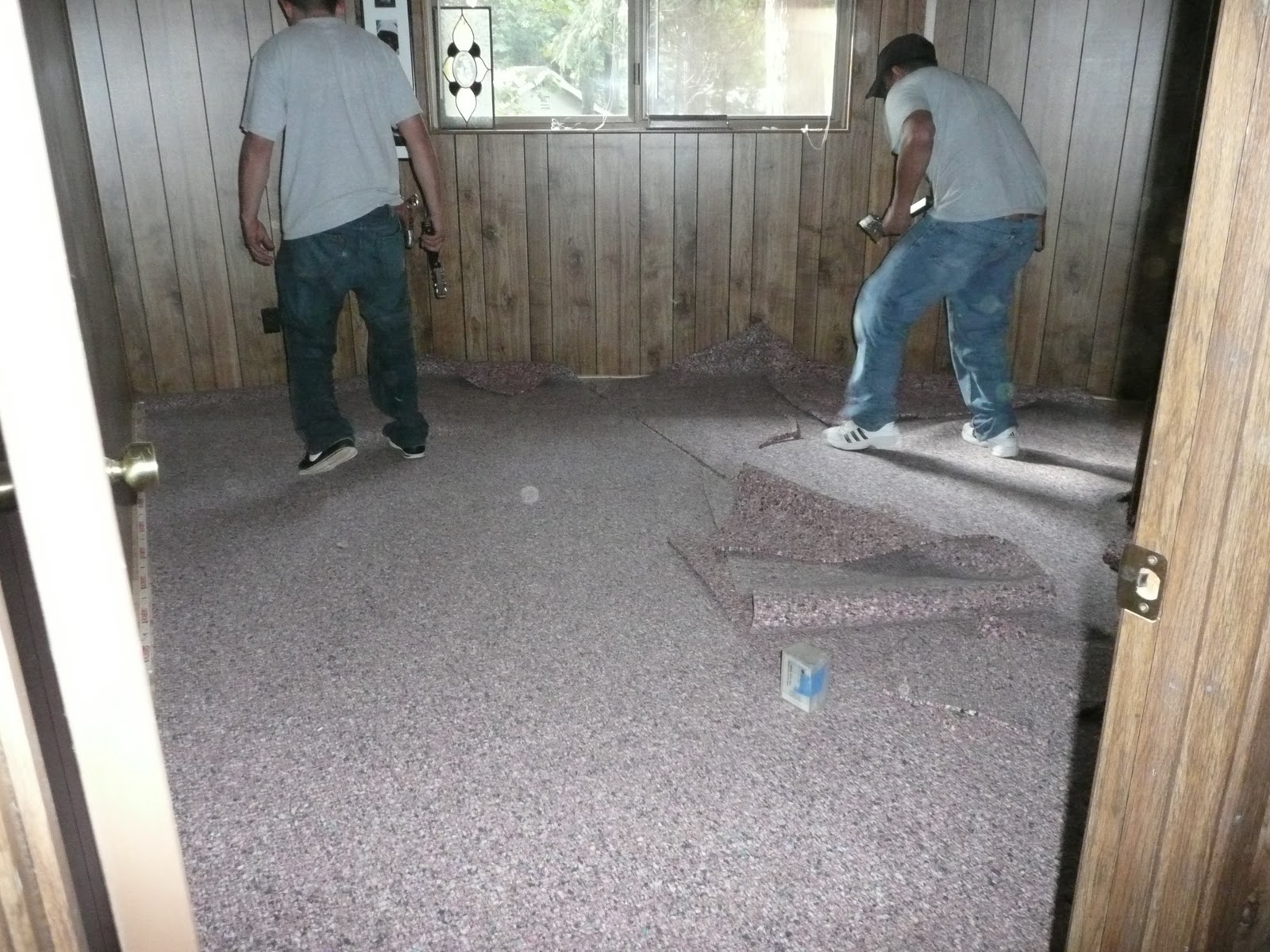 Yurt remodel 2011 Carpet installation, spreading gravel and reclaiming