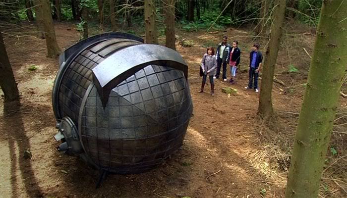 TV Lover My Review of The Sarah Jane Adventures 2x01