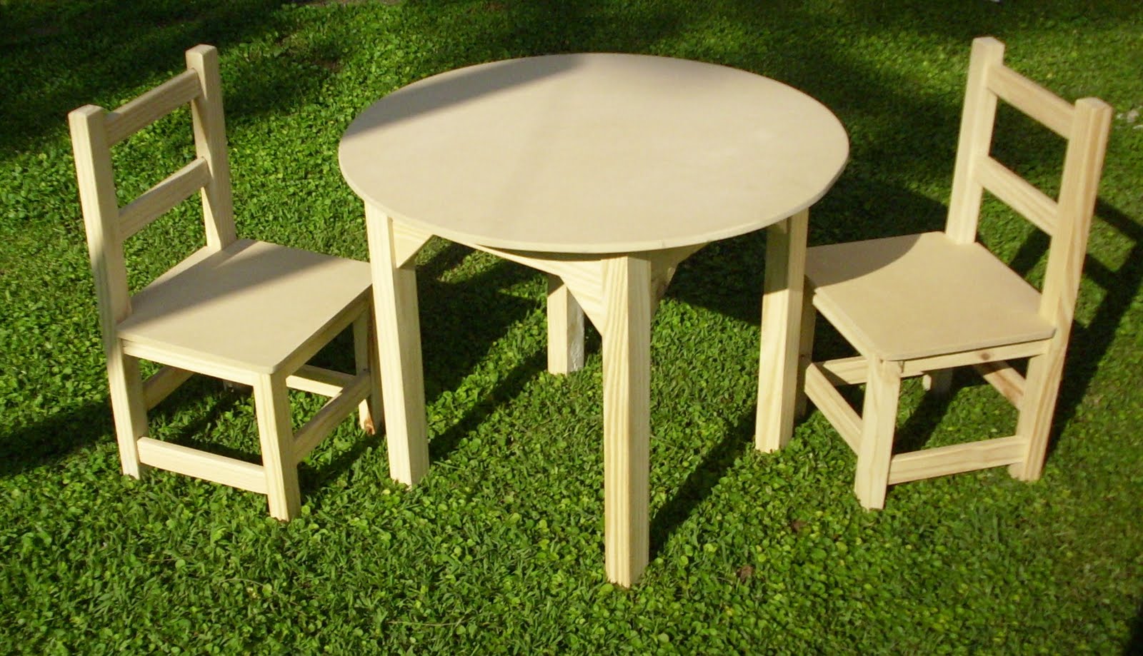 "jr mesas y sillas parachicos" JUEGO DE MESA Y 2 SILLAS PINO Y