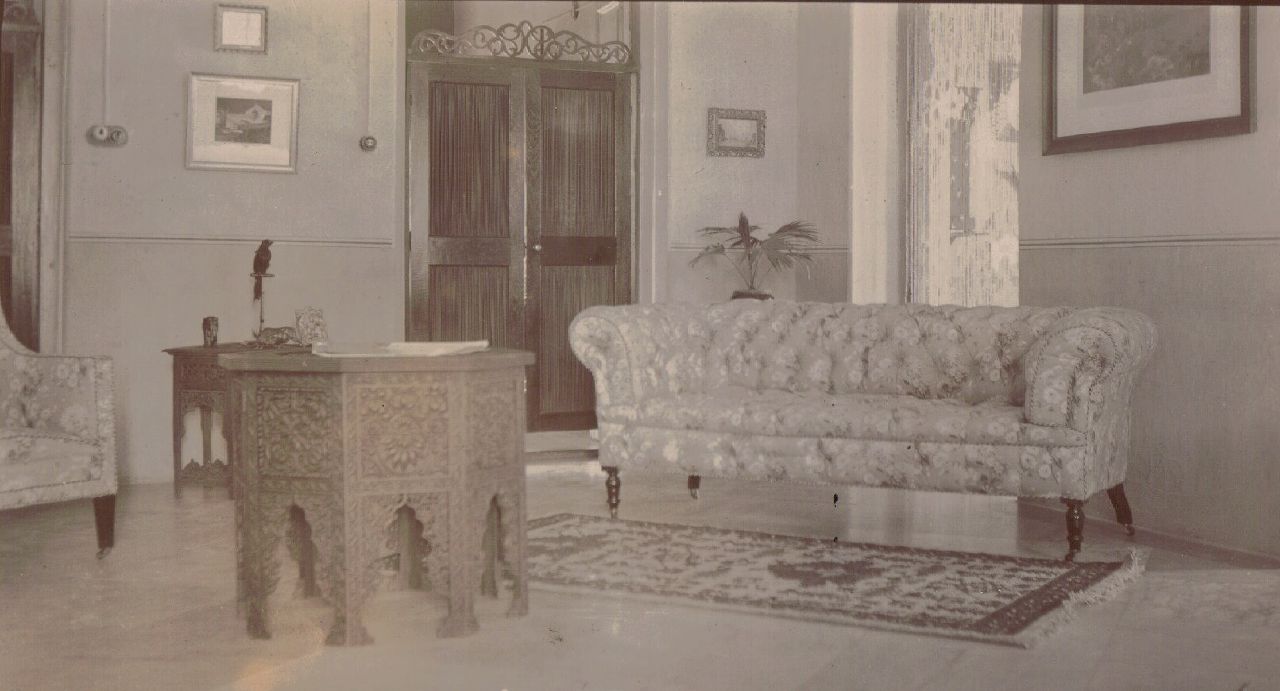 Interior of Pandy's House (probably), Calcutta c.1903