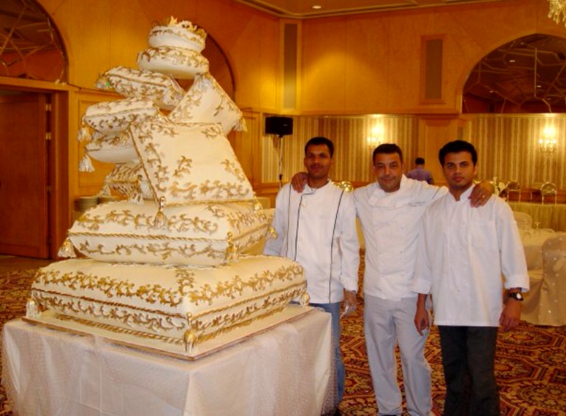 Email Menarik Royal Wedding Cakes in Kuwait Pt3