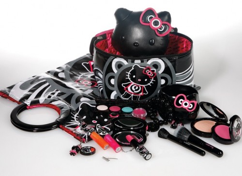 [hello-kitty.jpg]