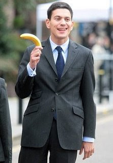embarrasing+miliband+banana.jpg