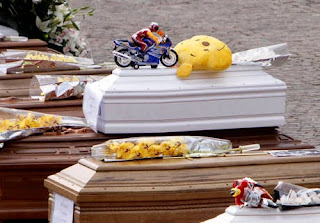 terremoto, Abruzzo, funerali, morte, Pasqua