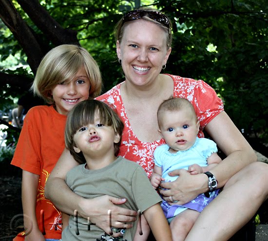 [Philly+Zoo+81409+033+copy1.jpg]
