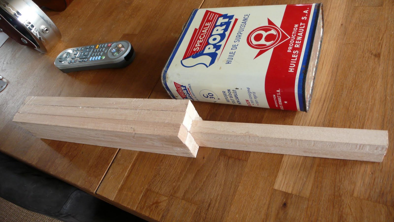 Aël Le Blog Fabrication d'un Ukulele Bidon