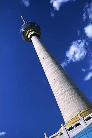[741763373_8fd285f1_CCTV_Tower252C_Beijing.jpg]