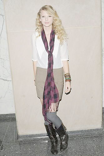 [taylor+swift+fearless+lyrics+4.jpg]