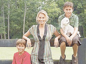 Niki Taylor Hunter Jake
