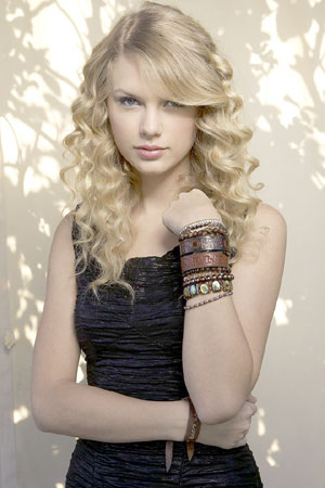 [how+tall+is+taylor+swift+1.jpg]