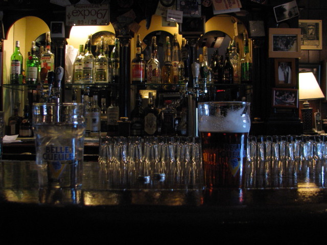 Janelf's 52 bars 52 beers: Bonus Bar 1 - Grumpy's Montreal