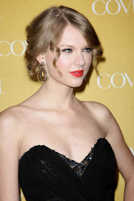 Taylor Swift Photoshoot Love Story. wallpaper hair Taylor Swift#39
