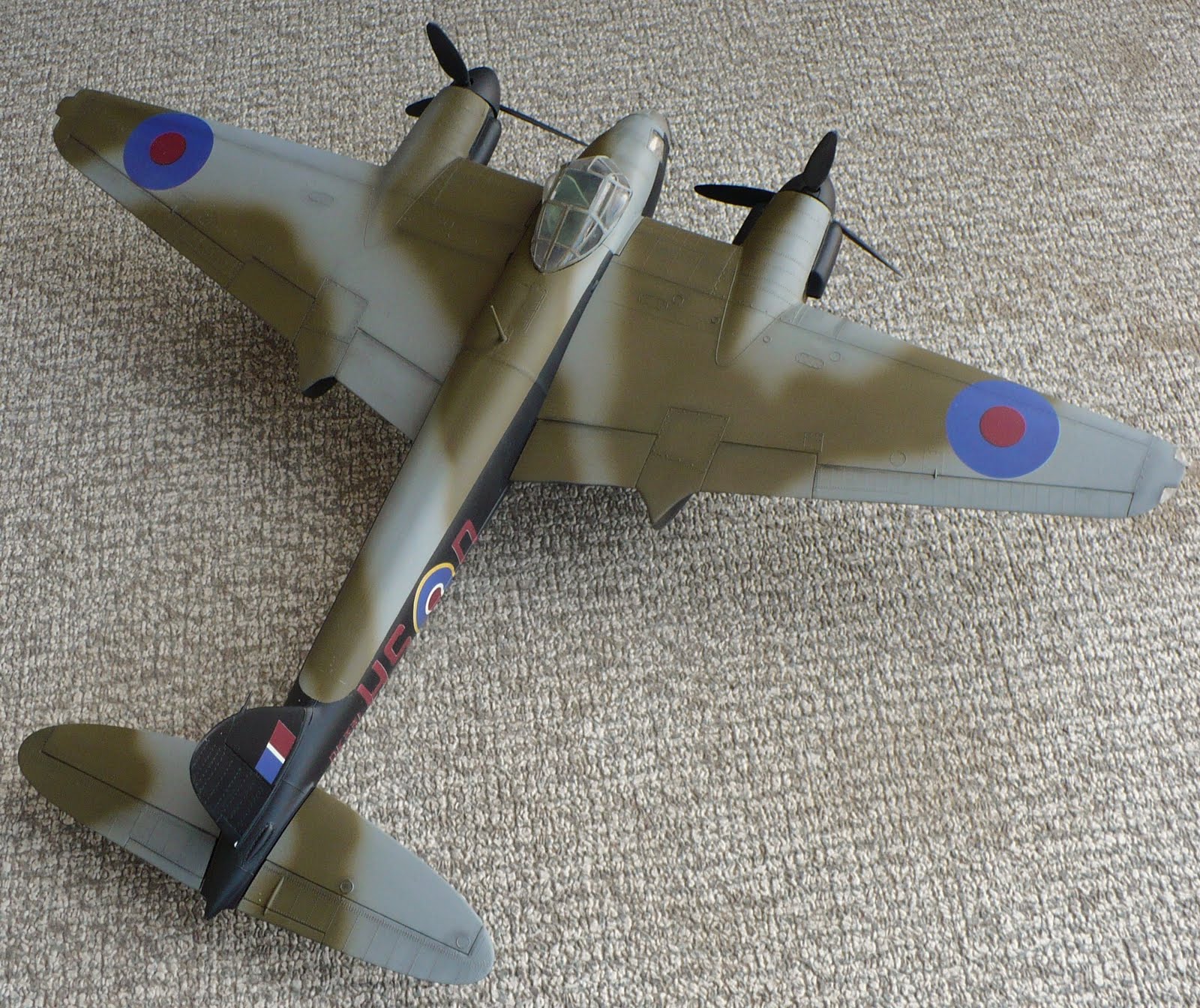 The Great Canadian Model Builders Web Page!: Mosquito MK IV