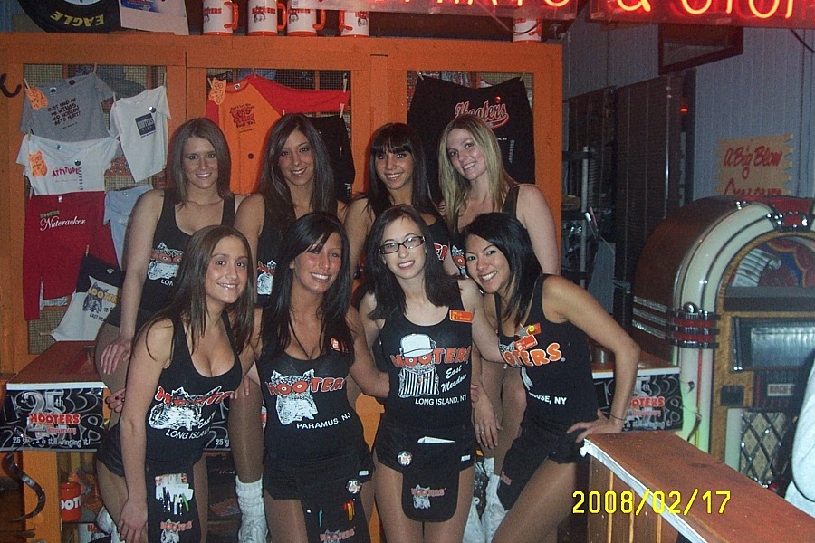 HootersTV: The best place on Earth: Hooters Of East Meadow, NY
