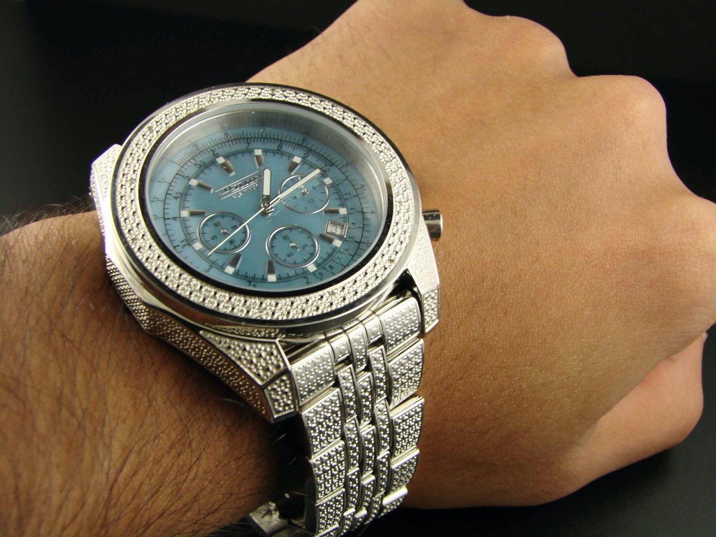 invicta two tone pro diver