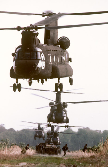 U.S. ARMY CH-47 Chinook Helicopters