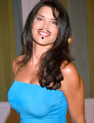 Pretty Girls With Moustaches: Lauren Sanchez