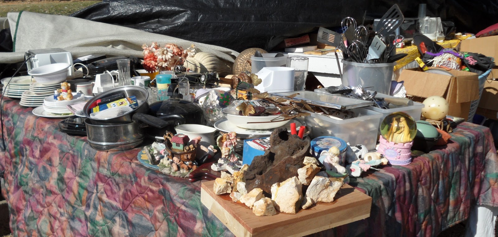 R and R travels Sadie's Flea Market Dothan, Alabama