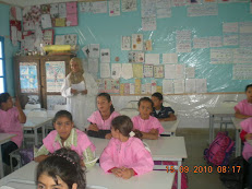 Mme Moufida avec ses élèves!