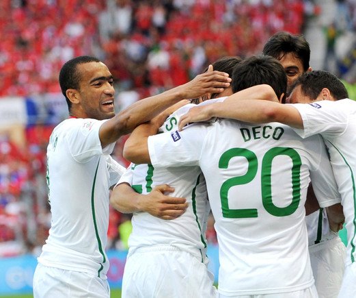 [celebrando+o+golo.bmp]