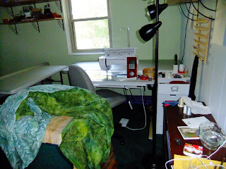 free motion quilting | Leah Day