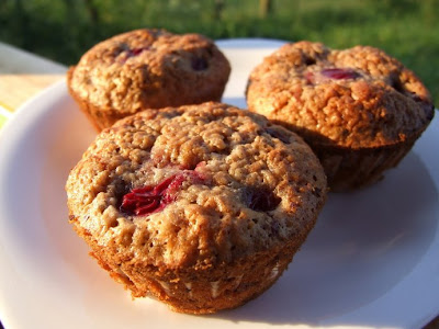 Briose cu visine si ciocolata