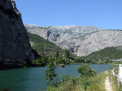 Pe langa marele canion...