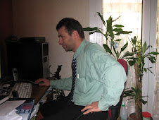 rico l'informaticien en plein travail