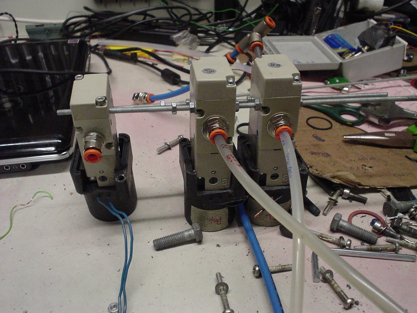 reparaciones suspension neumatica ranger rover reparacion bloque valvulas suspension neumatica