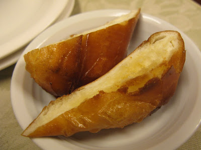 陶々楼（台湾料理）の揚げパン