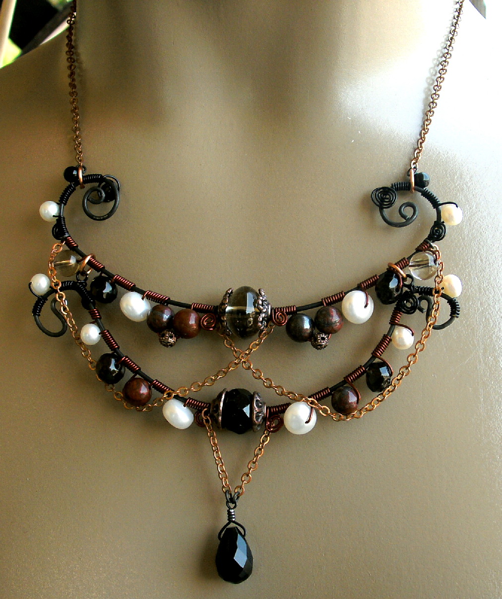 Metal wire necklace Clearance