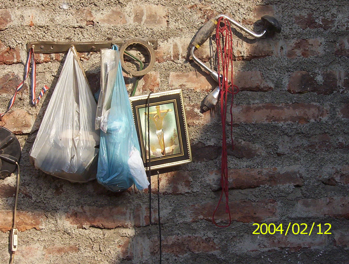 [la+tÃªte+du+lit+de+guillermo.JPG]