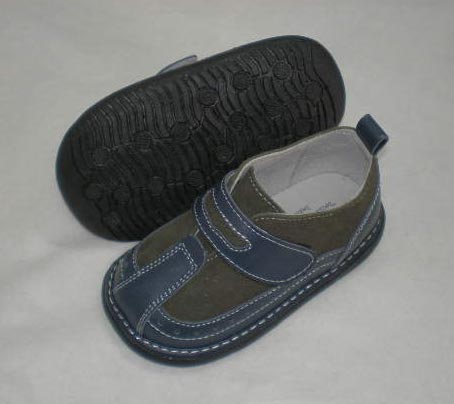 [Hunter-Shoe-Blue-Green.jpg]