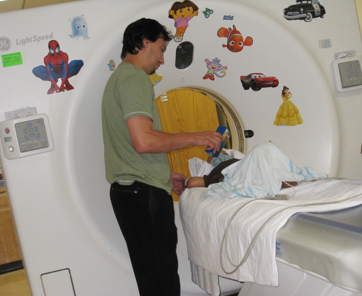 [Leukemia-Dad-and-Hunter.jpg]