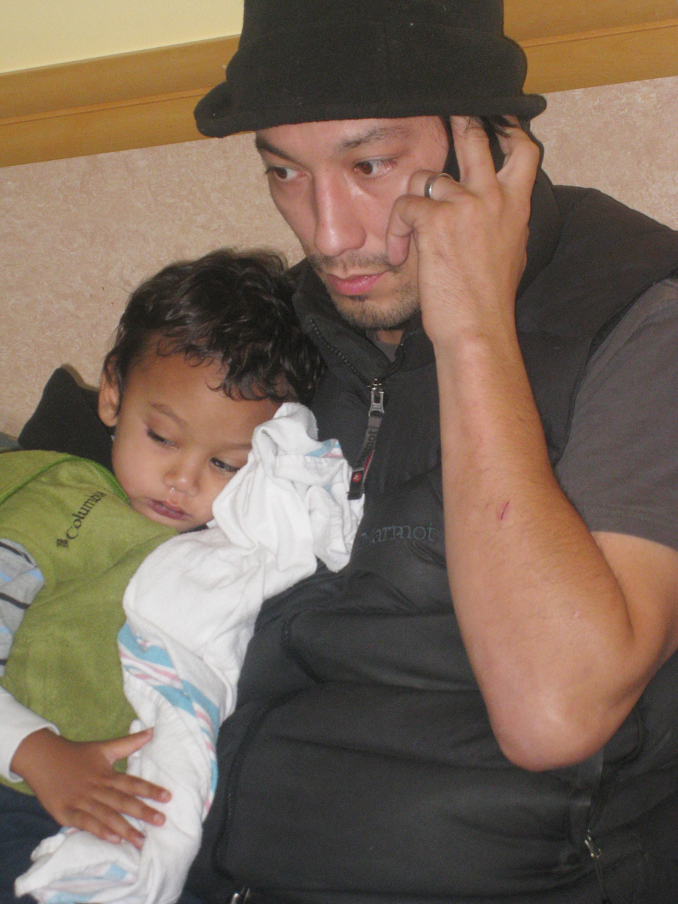 [Hunter-and-Dad-Pneumonia.jpg]