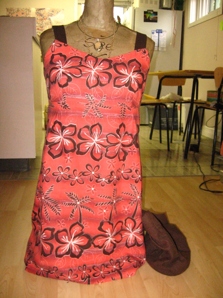 Sewing on Pins: Tangential Tiki Dress