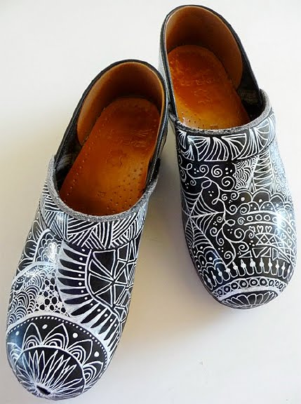 dansko deco floral patent