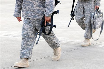 US military to accept gay recruits