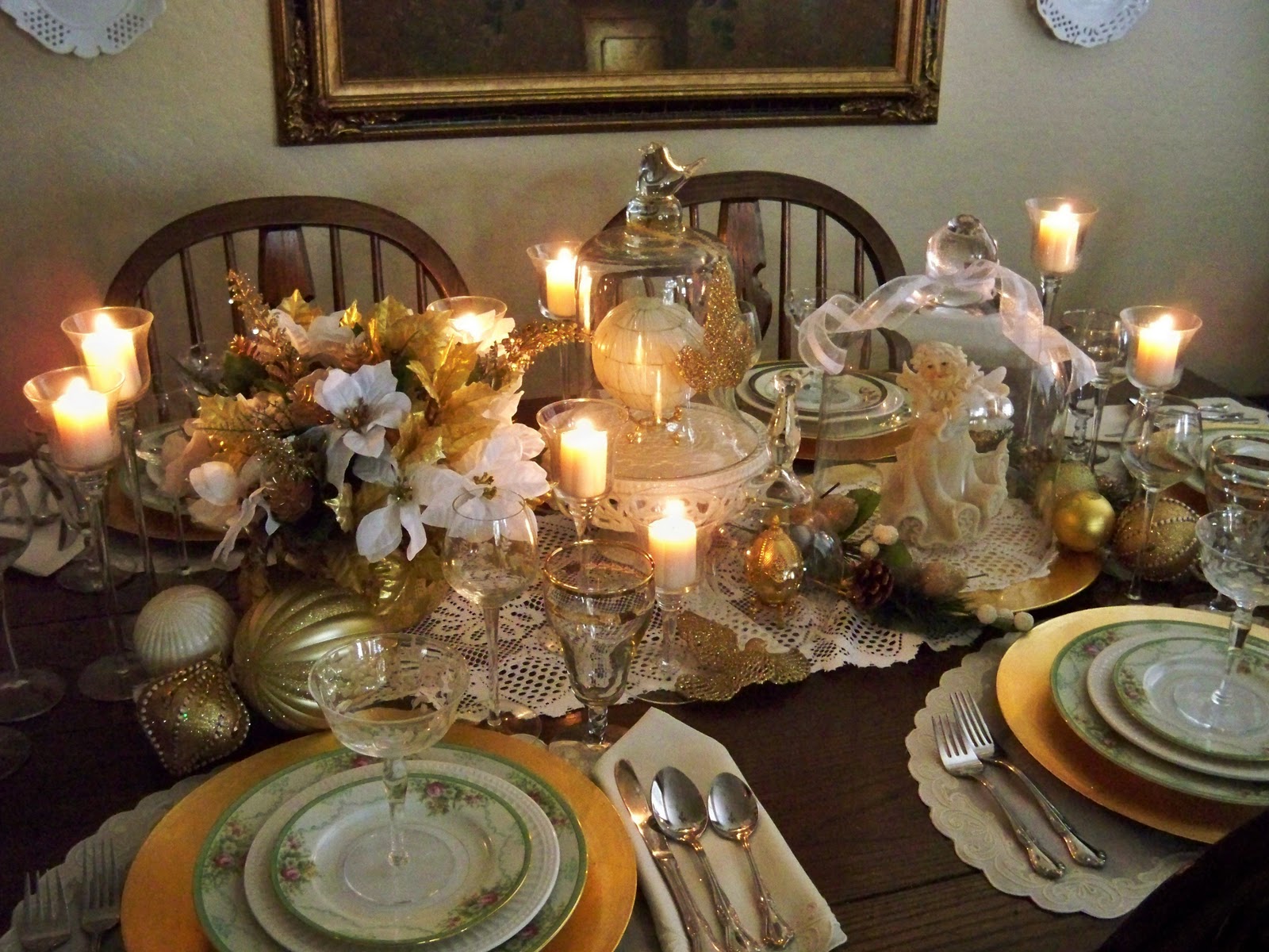 adding candlelight to a tablescape
